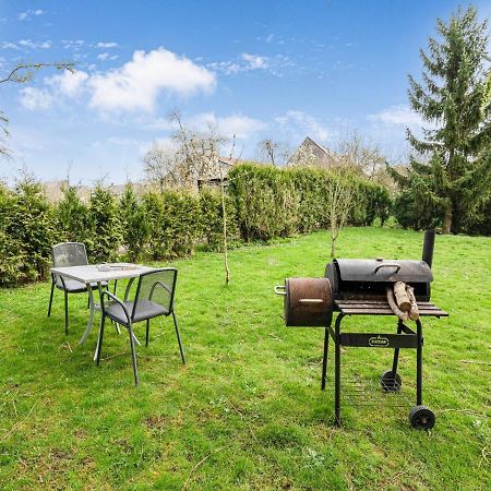Charming Chalet In Beauraing With Fenced Garden Zewnętrze zdjęcie
