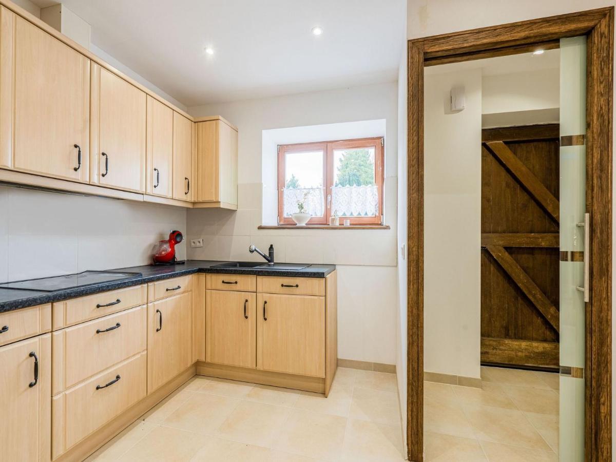 Charming Chalet In Beauraing With Fenced Garden Zewnętrze zdjęcie