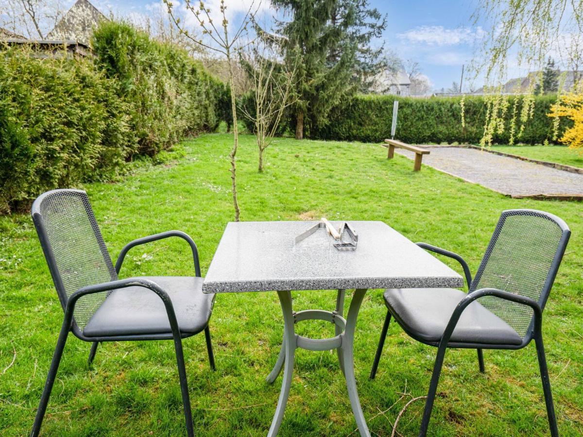 Charming Chalet In Beauraing With Fenced Garden Zewnętrze zdjęcie
