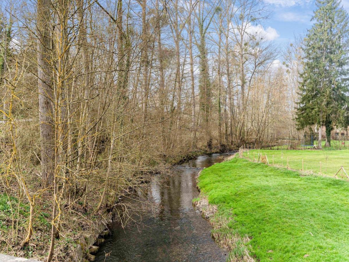 Charming Chalet In Beauraing With Fenced Garden Zewnętrze zdjęcie
